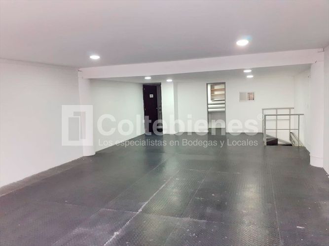Bodega en arriendo en Las Vegas, Envigado, 268 m² · foto 11 de 13