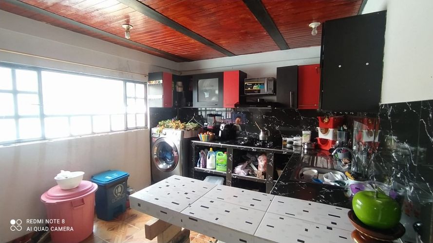 Casa de 4 alcobas en venta en El Progreso Usme, Bogotá, 311 m² · foto 18 de 21
