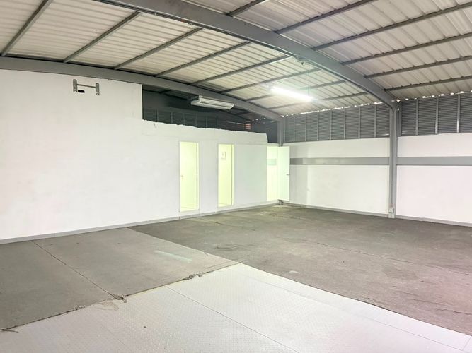 Bodega en arriendo en El Progreso, Itagüí, 180 m² · foto 8 de 12