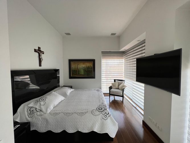 Casa de 3 alcobas en venta en Cerros De Suba, Bogotá, 311 m² · foto 8 de 21