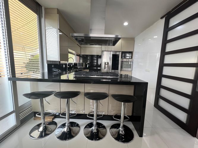 Casa de 3 alcobas en venta en Cerros De Suba, Bogotá, 311 m² · foto 6 de 21