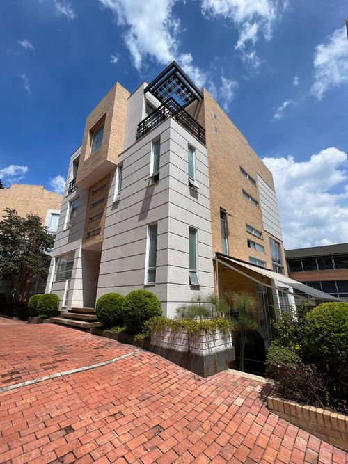 Casa de 3 alcobas en venta en Cerros De Suba, Bogotá, 311 m² · foto 19 de 21
