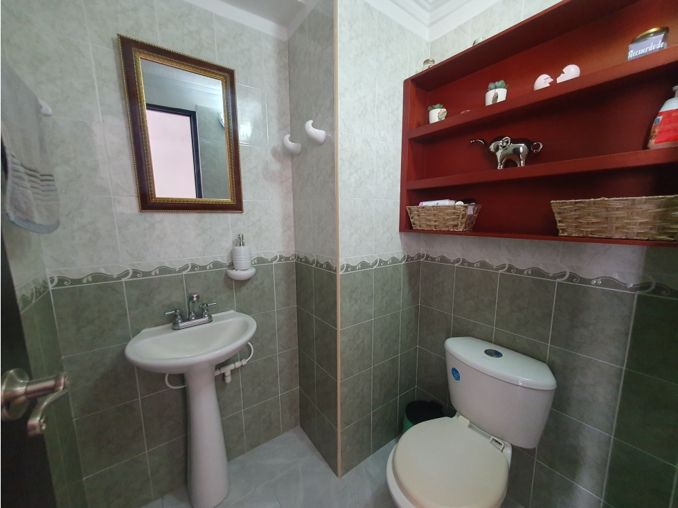 Casa en venta en El Dorado, Pereira · foto 5 de 24
