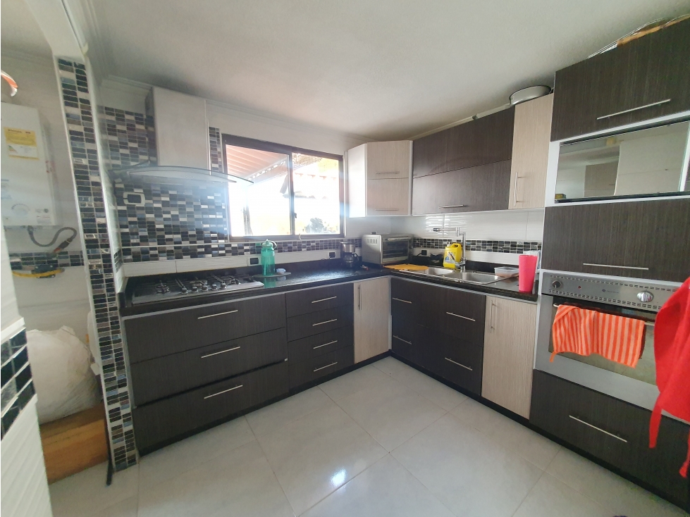Casa en venta en El Dorado, Pereira · foto 6 de 24