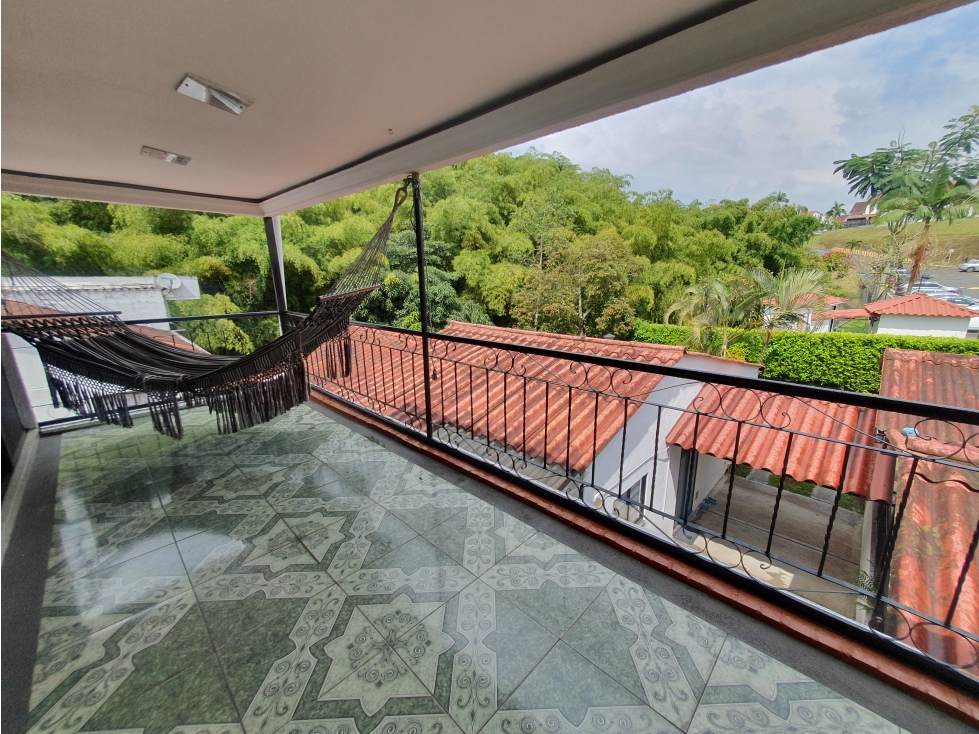 Casa en venta en El Dorado, Pereira · foto 16 de 24