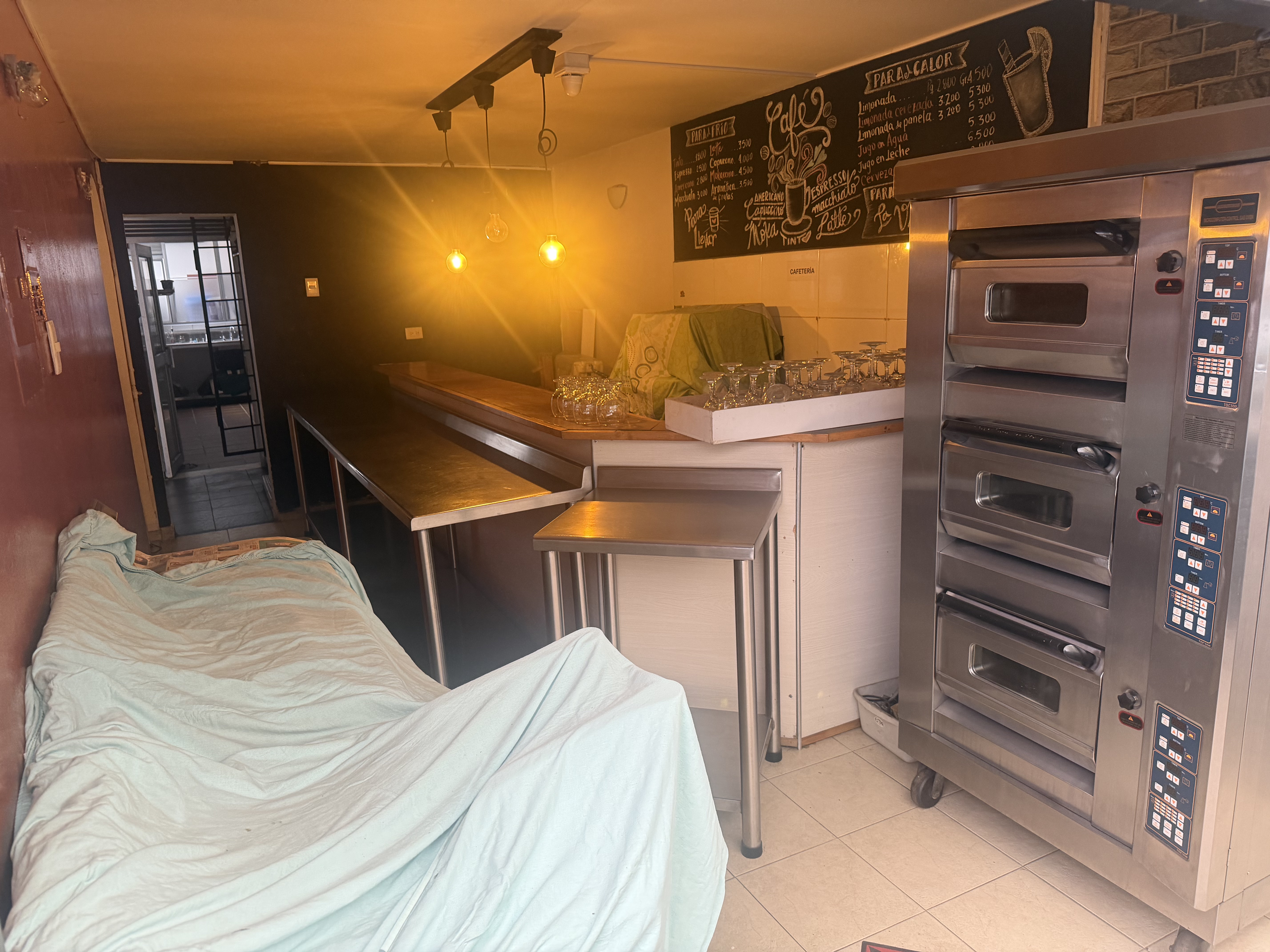 Casa en venta en Barrios Unidos, Bogotá · foto 6 de 24