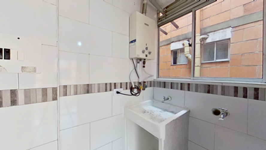 Apartamento de 3 alcobas en venta en Conjunto Residencial Zaragoza, Madrid, 48 m² · foto 20 de 24