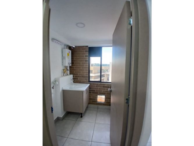 Apartamento de 2 alcobas en venta en Cimarronas, Rionegro, 48 m² · foto 6 de 9