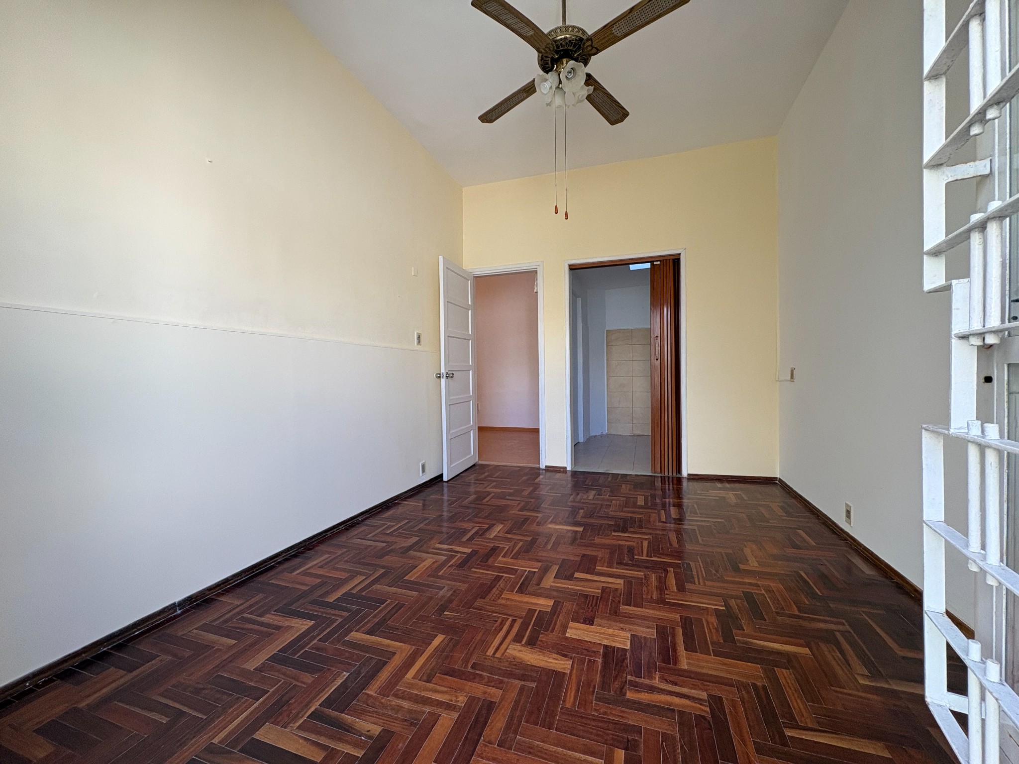 ALQUILE APARTAMENTO DE 1 DORMITORIO GASTOS COMUNES INCLUIDOS EN POCITOS NUEVO