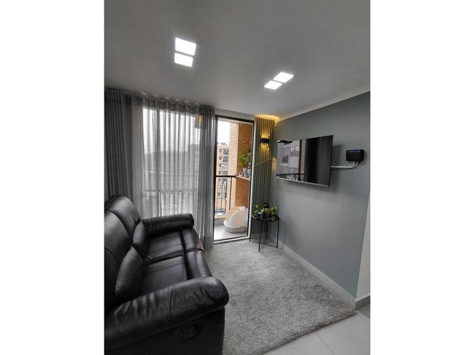 Apartamento de 2 alcobas en venta en Cuatro Esquinas, Rionegro, 49 m² · foto 4 de 10