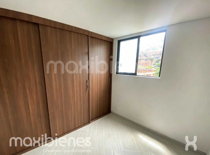 Apartamento de 2 alcobas en arriendo en Loma Del Indio, Medellín, 35 m² · foto 2 de 6