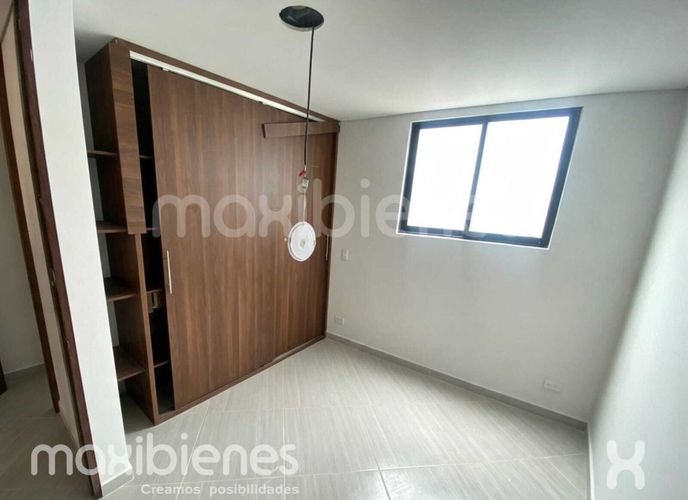 Apartamento de 2 alcobas en arriendo en Loma Del Indio, Medellín, 35 m² · foto 3 de 6