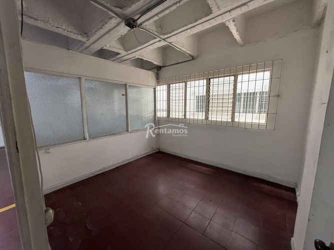 Local en arriendo en Perpetuo Socorro, Medellín, 150 m² · foto 6 de 21