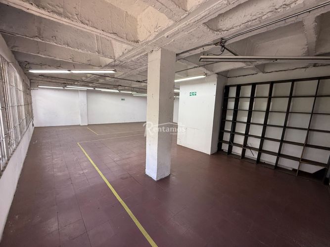 Local en arriendo en Perpetuo Socorro, Medellín, 150 m² · foto 18 de 21