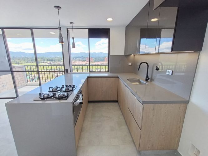 Apartamento de 2 alcobas en arriendo en Rionegro, 66 m² · foto 3 de 12