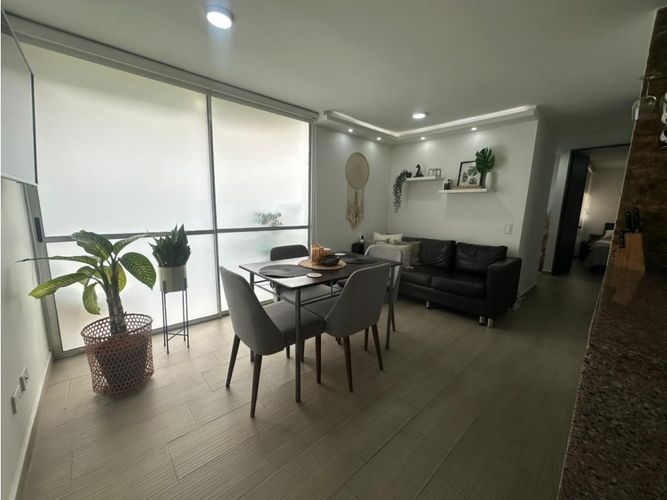 Apartamento de 3 alcobas en venta en Cuatro Esquinas, Rionegro, 58 m² · foto 5 de 9