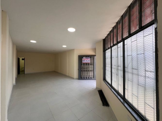 Local en arriendo en El Centro, Manizales, 69 m² · foto 2 de 20