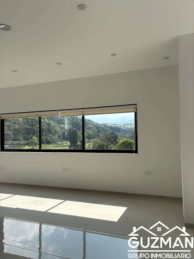 5BR House in La Florida (450 m²) - 4