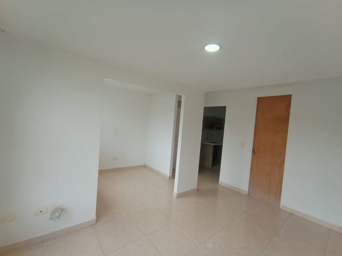 Apartamento de 2 alcobas en venta en San Isidro, Jamundí, 45 m² · foto 6 de 24