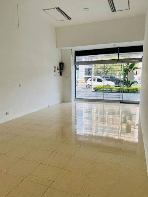 Local en arriendo en San Vicente, Cali, 35 m² · foto 4 de 6