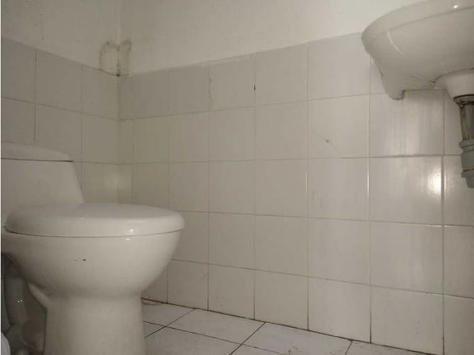 Local en venta en La Argentina, Manizales, 20 m² · foto 6 de 7