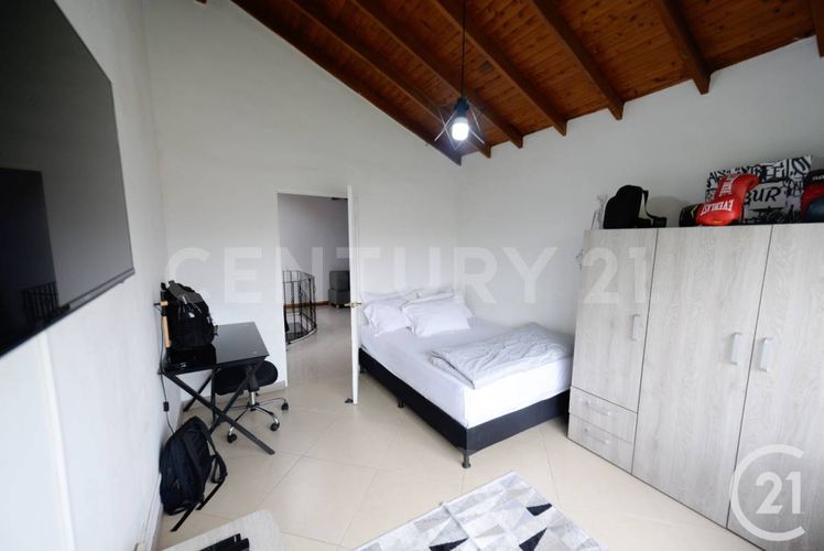 Apartamento de 5 alcobas en venta en El Diamante No. 2, Medellín, 150 m² · foto 13 de 20