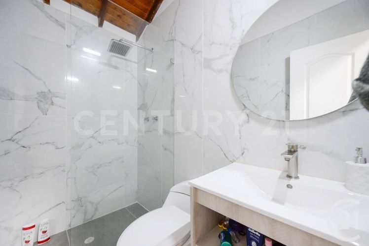 Apartamento de 5 alcobas en venta en El Diamante No. 2, Medellín, 150 m² · foto 15 de 20