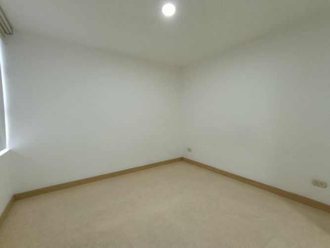 Apartamento de 3 alcobas en arriendo en Loma De La Doctora, Sabaneta, 80 m² · foto 3 de 19