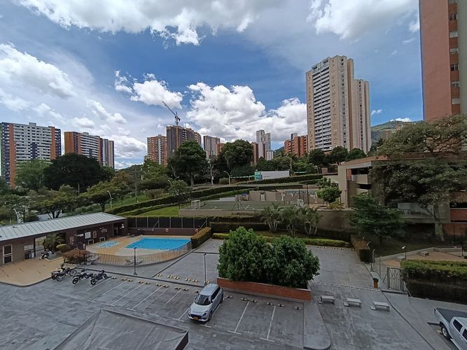 Apartamento de 3 alcobas en arriendo en Loma De La Doctora, Sabaneta, 80 m² · foto 11 de 19
