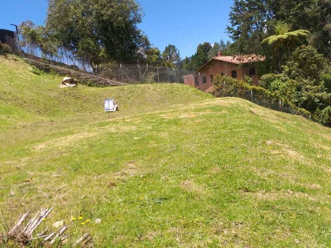 Lote en venta en Vía Las Palmas, El Retiro, 2355 m² · foto 3 de 3