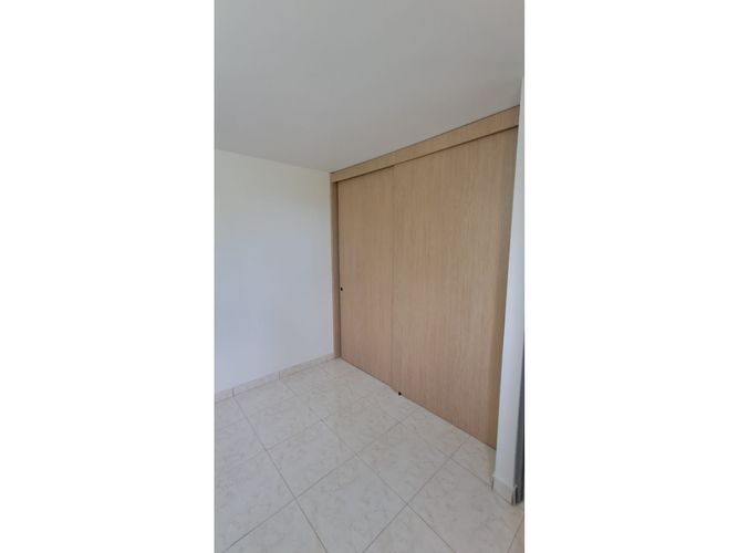 Apartamento de 3 alcobas en venta en Cabecera San Antonio De Prado, Medellín, 42 m² · foto 5 de 11