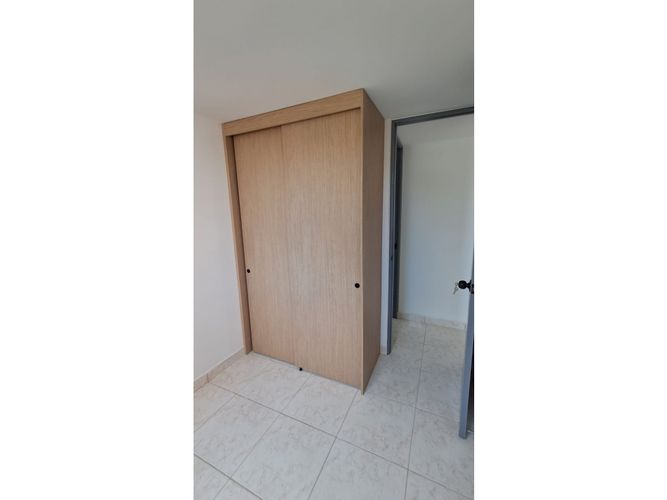 Apartamento de 3 alcobas en venta en Cabecera San Antonio De Prado, Medellín, 42 m² · foto 9 de 11