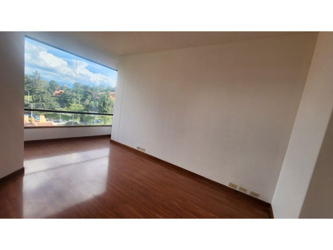 Apartamento de 4 alcobas en venta en Altos De Suba, Bogotá, 151 m² · foto 7 de 15