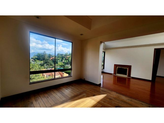 Apartamento de 4 alcobas en venta en Altos De Suba, Bogotá, 151 m² · foto 8 de 15