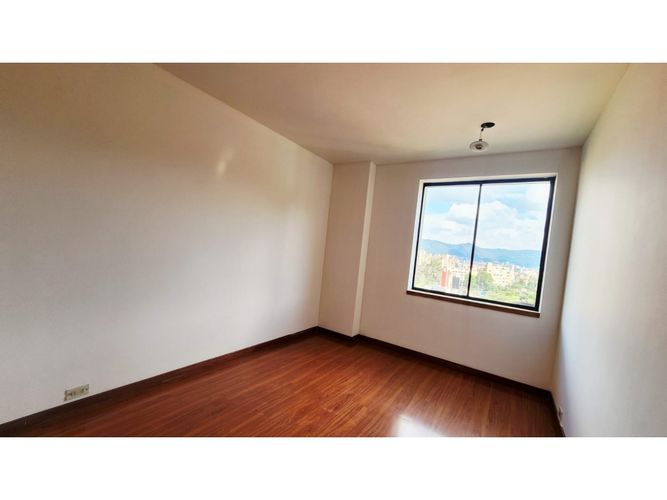 Apartamento de 4 alcobas en venta en Altos De Suba, Bogotá, 151 m² · foto 10 de 15