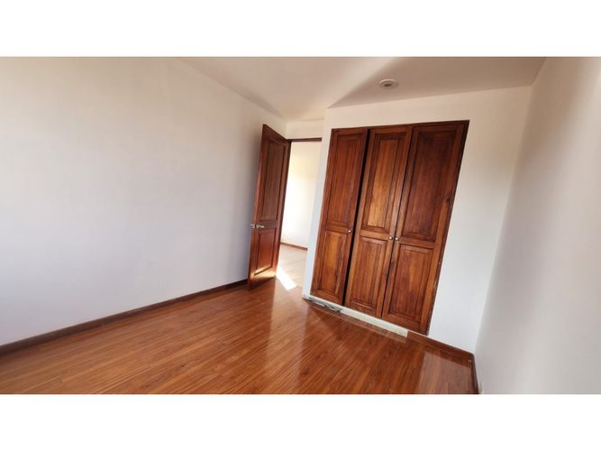 Apartamento de 4 alcobas en venta en Altos De Suba, Bogotá, 151 m² · foto 12 de 15