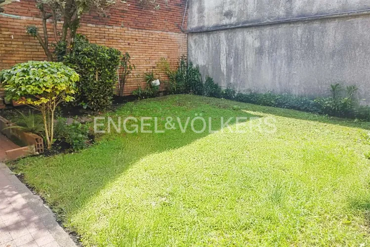 Casa de 4 alcobas en venta en La Castellana, Bogotá, 238 m² · foto 8 de 16