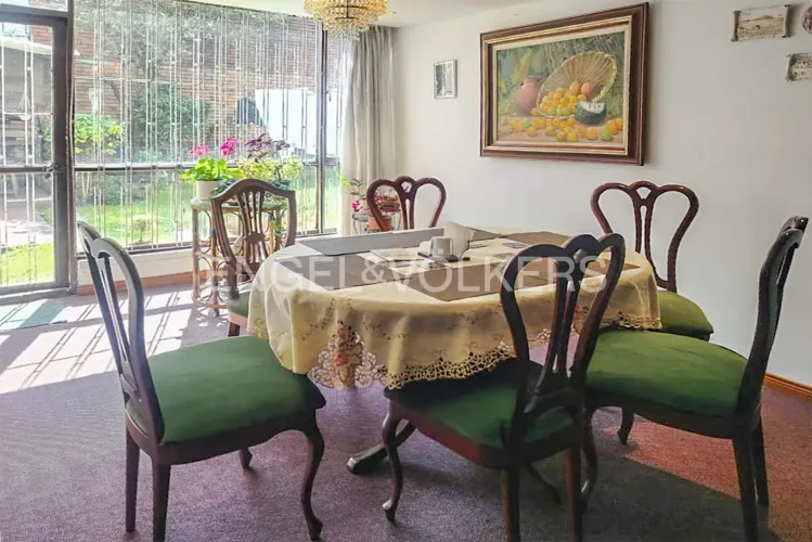 Casa de 4 alcobas en venta en La Castellana, Bogotá, 238 m² · foto 5 de 16