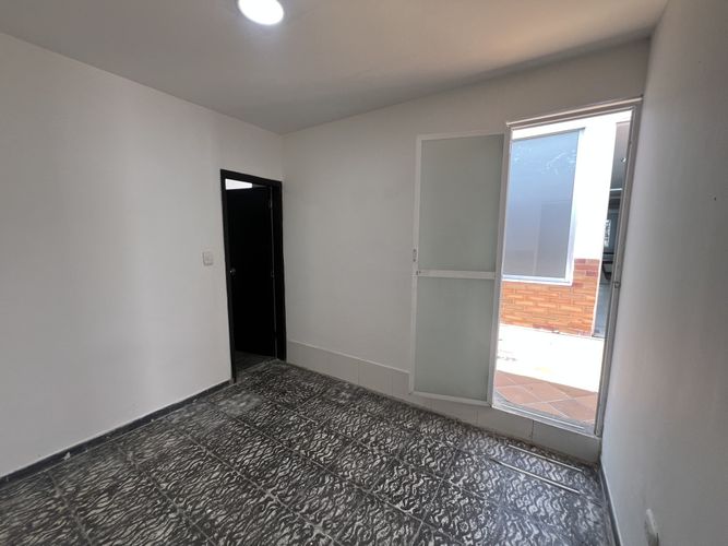Casa de 4 alcobas en arriendo en Barzal Bajo Sur, Villavicencio, 300 m² · foto 5 de 22