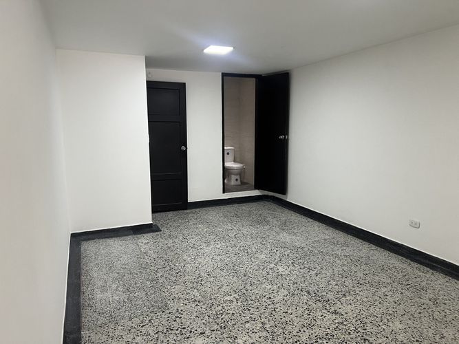 Casa de 4 alcobas en arriendo en Barzal Bajo Sur, Villavicencio, 300 m² · foto 18 de 22