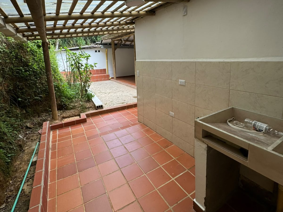 Casa en Arriendo en Pan de azucar, Sabaneta - 4