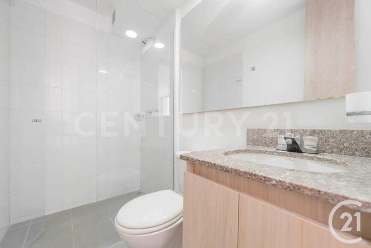 Apartamento de 3 alcobas en venta en Loma De Los Bernal, Medellín, 72 m² · foto 12 de 21