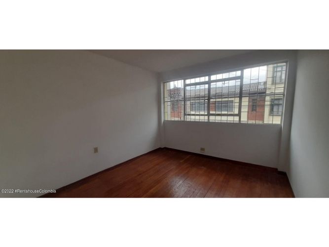 Casa de 5 alcobas en venta en Santa Teresita, Bogotá, 167 m² · foto 24 de 24