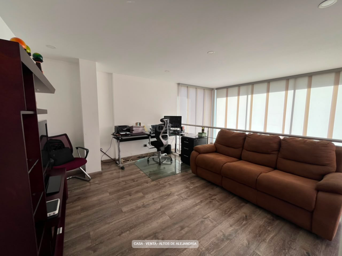 Casa de 4 alcobas en venta en Tunja, Tunja, 253 m² · foto 16 de 24