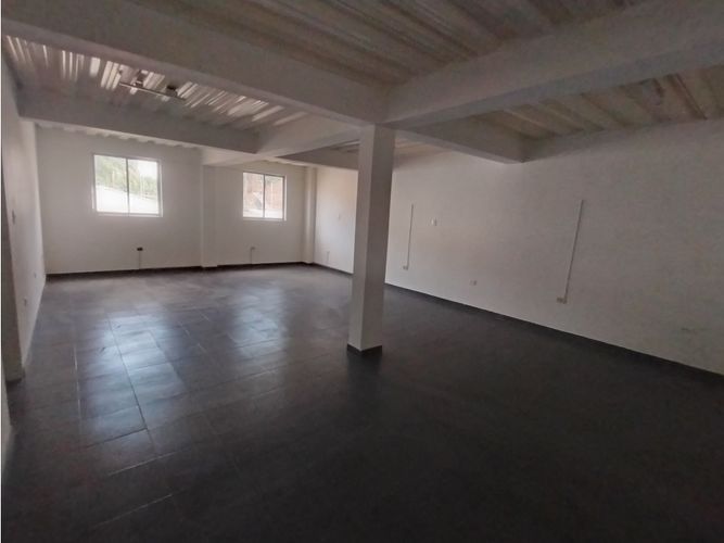 Oficina en arriendo en Ub Del Caimitos, Palmira, 341 m² · foto 22 de 24