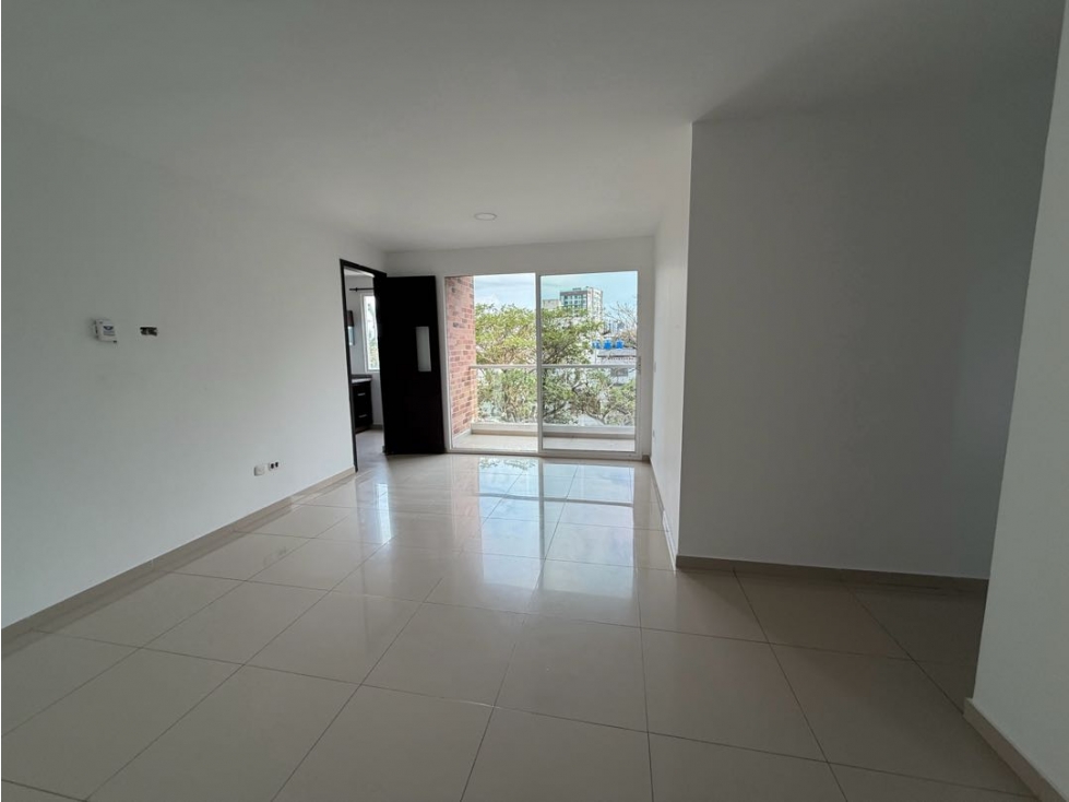 Departamento en alquiler bajo precio de mercado en Altos del prado