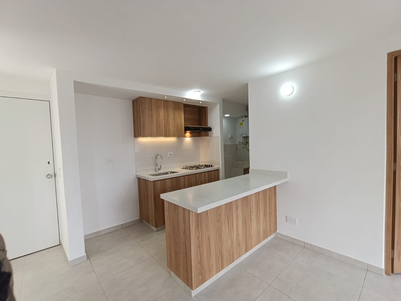 Apartamento en arriendo en Centro, Rionegro · foto 2 de 10
