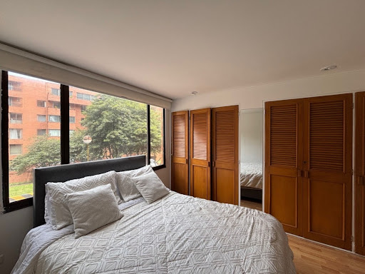 Apartamento en venta en Los Rosales, Bogotá · foto 21 de 24