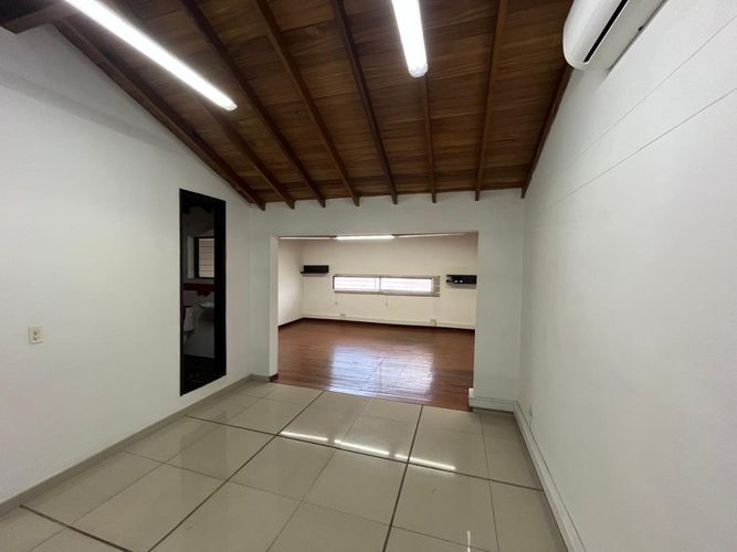 Oficina en venta en Guayabal, Medellín, 137 m² · foto 6 de 19