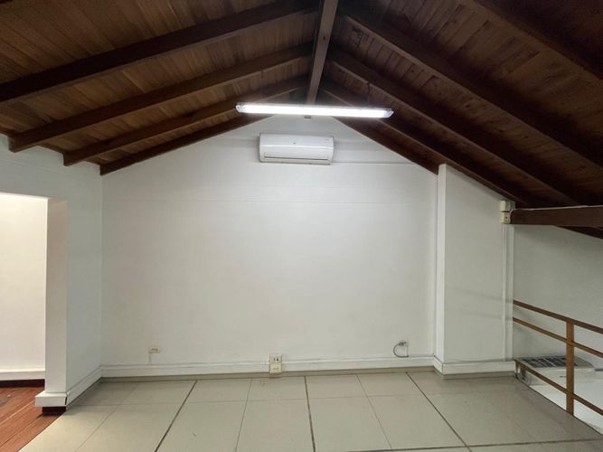 Oficina en venta en Guayabal, Medellín, 137 m² · foto 9 de 19